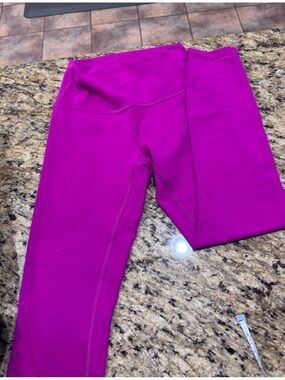 lululemon athletica Women's Leggings in Bright Fuchsia wunder trains